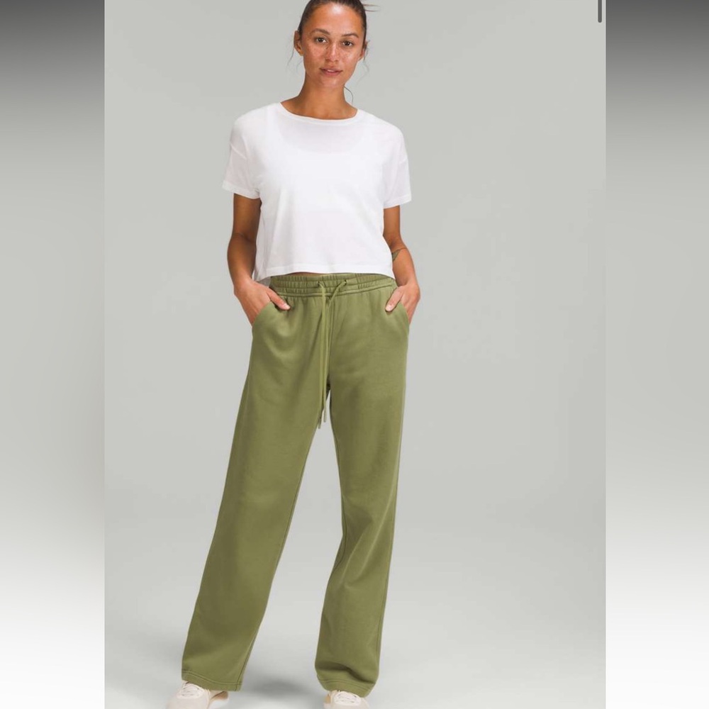 90. Lululemon $118 Loungeful Straight Leg Pant Bronze Green 10 - Picture 1 of 5